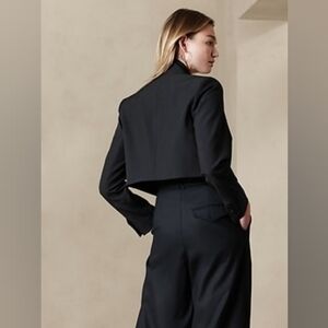 Banana Republic Cropped Tweed Blazer